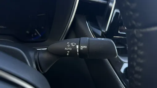 TOYOTA Corolla -