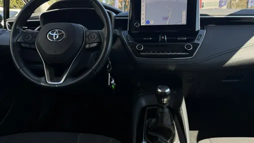 TOYOTA Corolla -