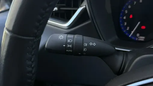 TOYOTA Corolla -