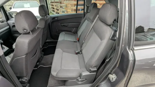 OPEL Zafira -