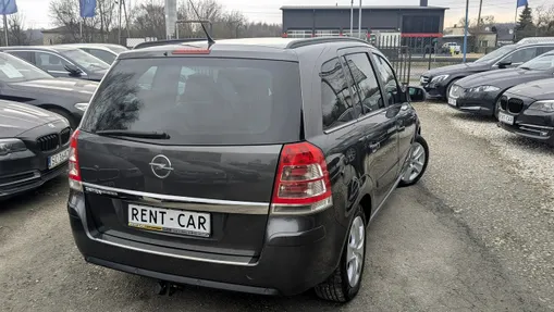 OPEL Zafira -