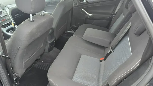 FORD Mondeo -