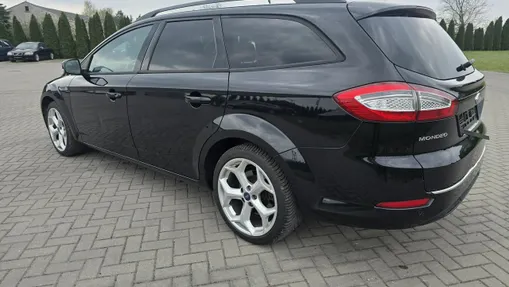 FORD Mondeo -