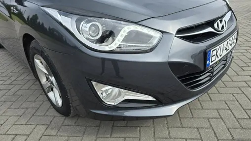 HYUNDAI i40 -