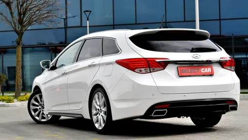 HYUNDAI i40 -