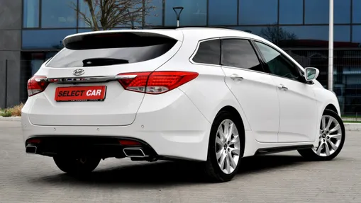 HYUNDAI i40 -