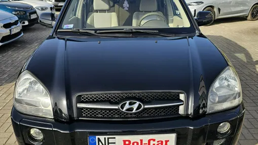 HYUNDAI Tucson -