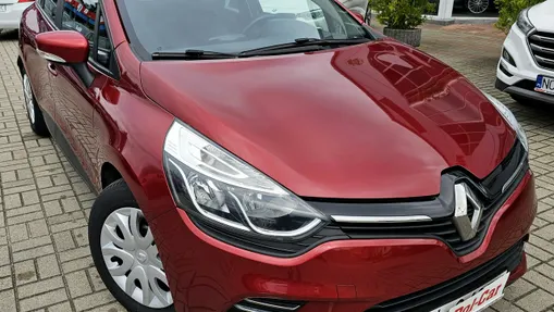 RENAULT Clio -