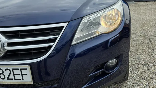 VOLKSWAGEN Tiguan -