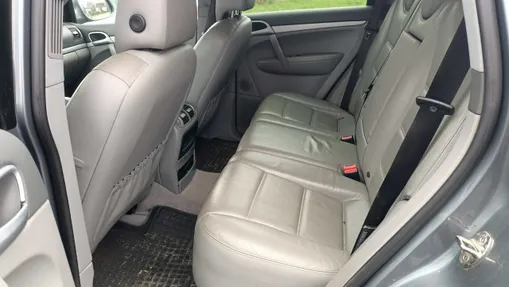 PORSCHE Cayenne -