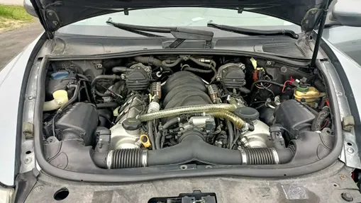 PORSCHE Cayenne -