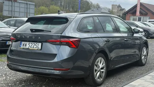 SKODA Octavia -
