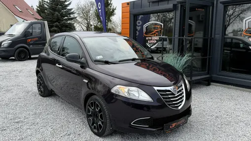 LANCIA Ypsilon -