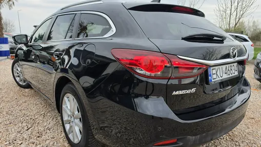 MAZDA 6 -