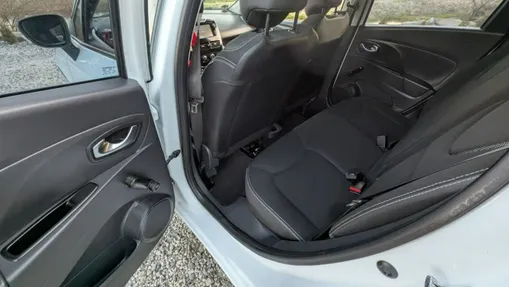RENAULT Clio -