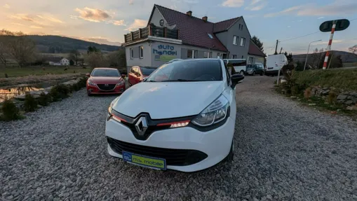 RENAULT Clio -
