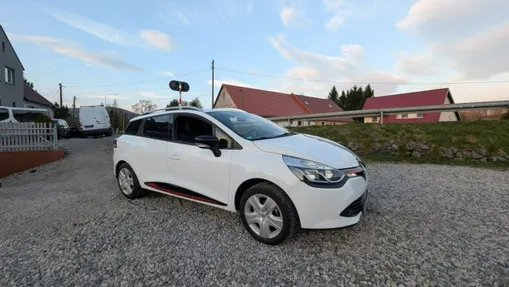 RENAULT Clio -