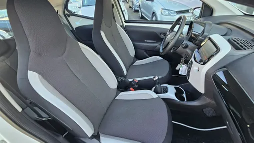 TOYOTA Aygo -