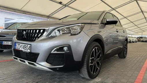 PEUGEOT 3008 -