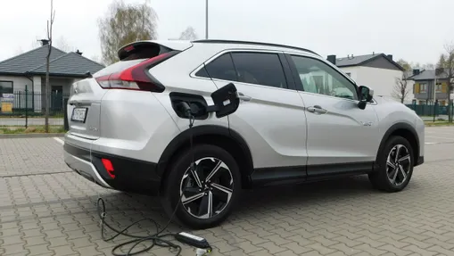 MITSUBISHI Eclipse Cross -