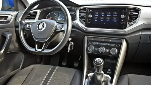 VOLKSWAGEN T-ROC -