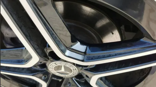 MERCEDES-BENZ CLA -