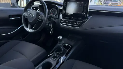 TOYOTA Corolla -