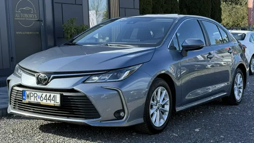 TOYOTA Corolla -