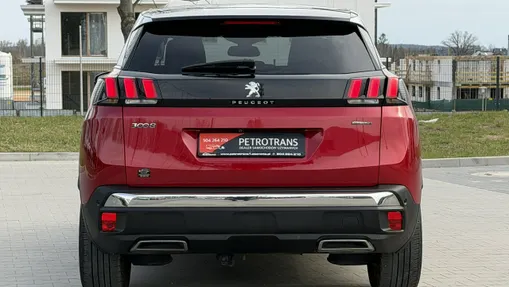 PEUGEOT 3008 -