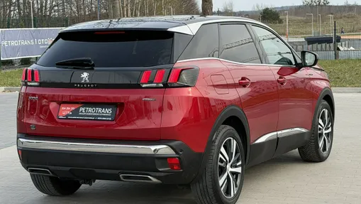 PEUGEOT 3008 -