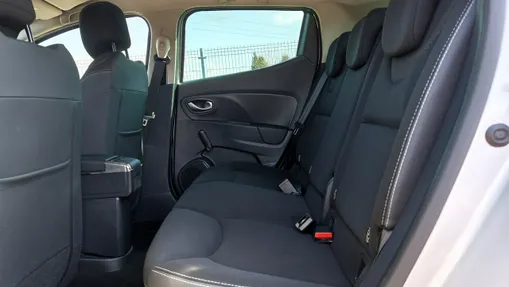 RENAULT Clio -