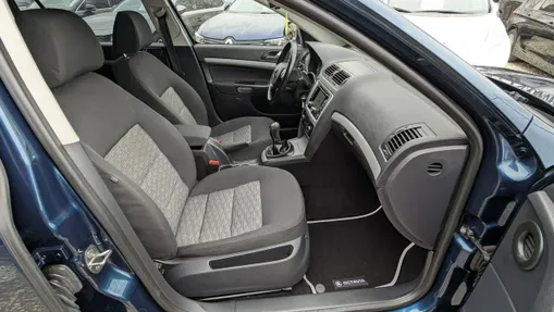 SKODA Octavia -