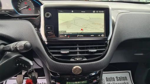 PEUGEOT 2008 -