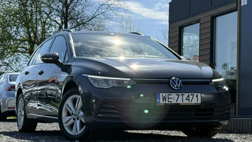 VOLKSWAGEN Golf -
