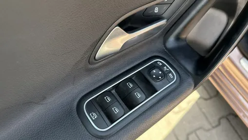 MERCEDES-BENZ A Klasa -