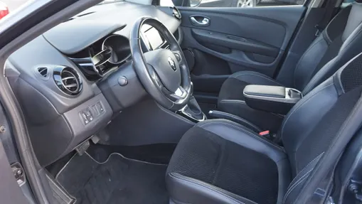 RENAULT Clio -