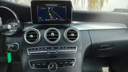 MERCEDES-BENZ C Klasa -