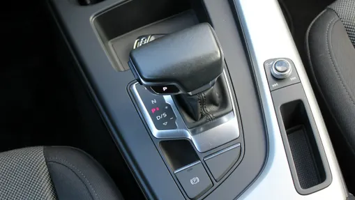 AUDI A4 -