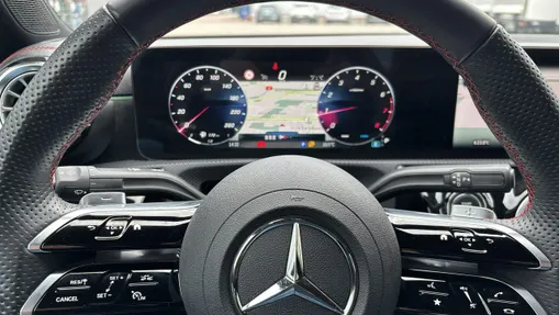 MERCEDES-BENZ CLA -