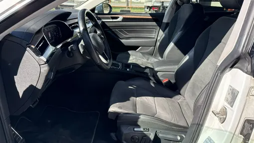 VOLKSWAGEN Arteon -