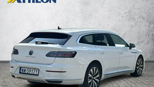 VOLKSWAGEN Arteon -