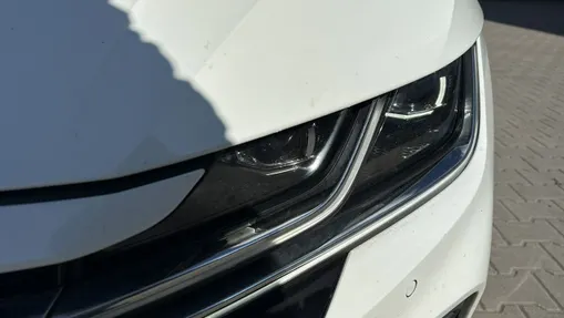 VOLKSWAGEN Arteon -