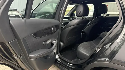 MERCEDES-BENZ GLC -