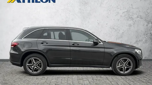 MERCEDES-BENZ GLC -