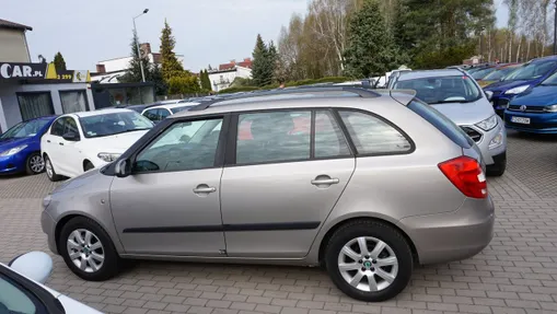 SKODA Fabia -