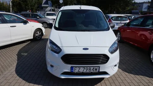 FORD Transit Courier -