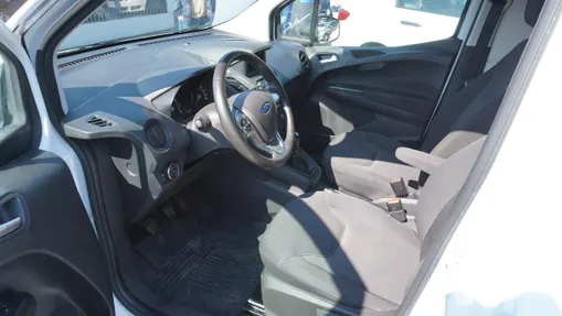 FORD Transit Courier -