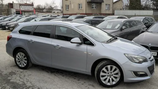 OPEL Astra -