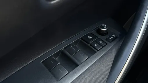 TOYOTA Corolla -