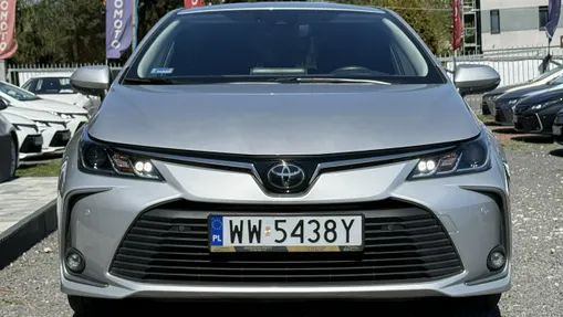 TOYOTA Corolla -